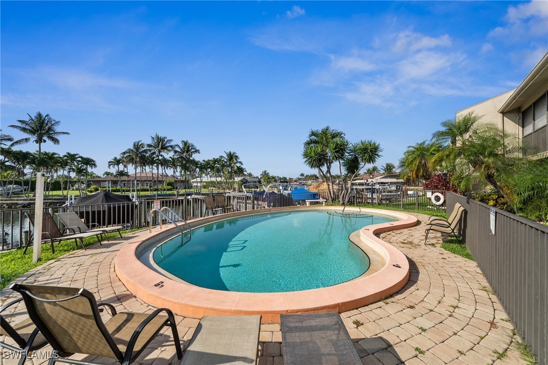 4803 SW Santa Barbara Court 5