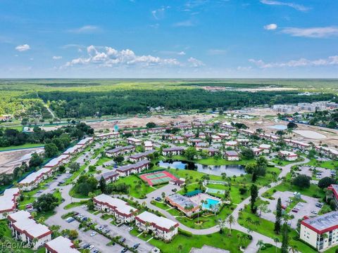 4278 27TH Court SW 106 Naples FL 34116