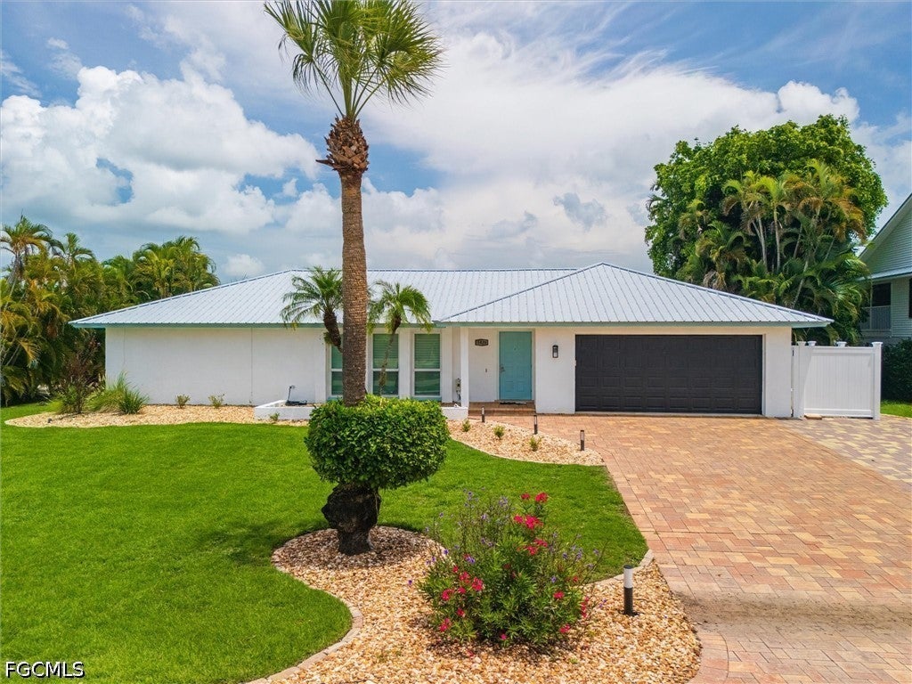 1477 Albatross Road