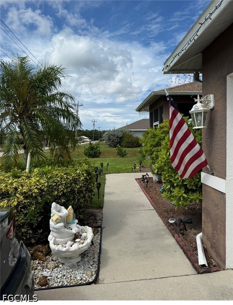 3009 NE 7th Place