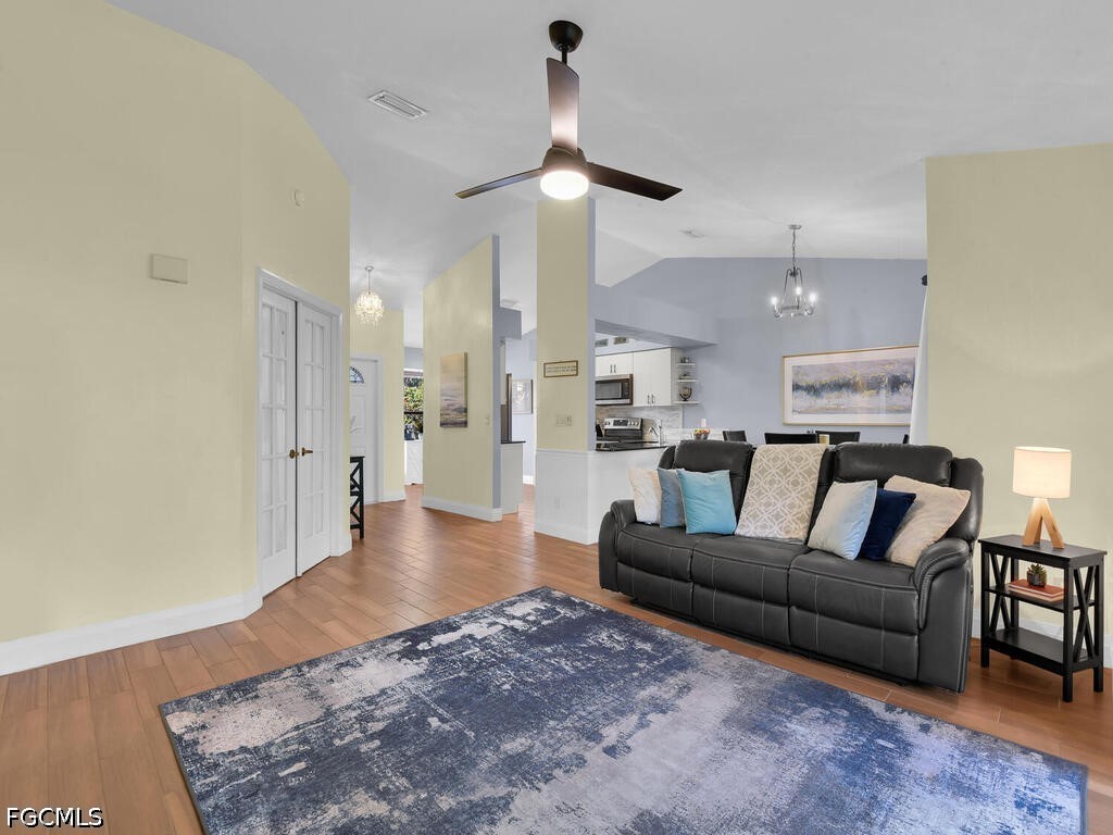 6611 Southwell Drive