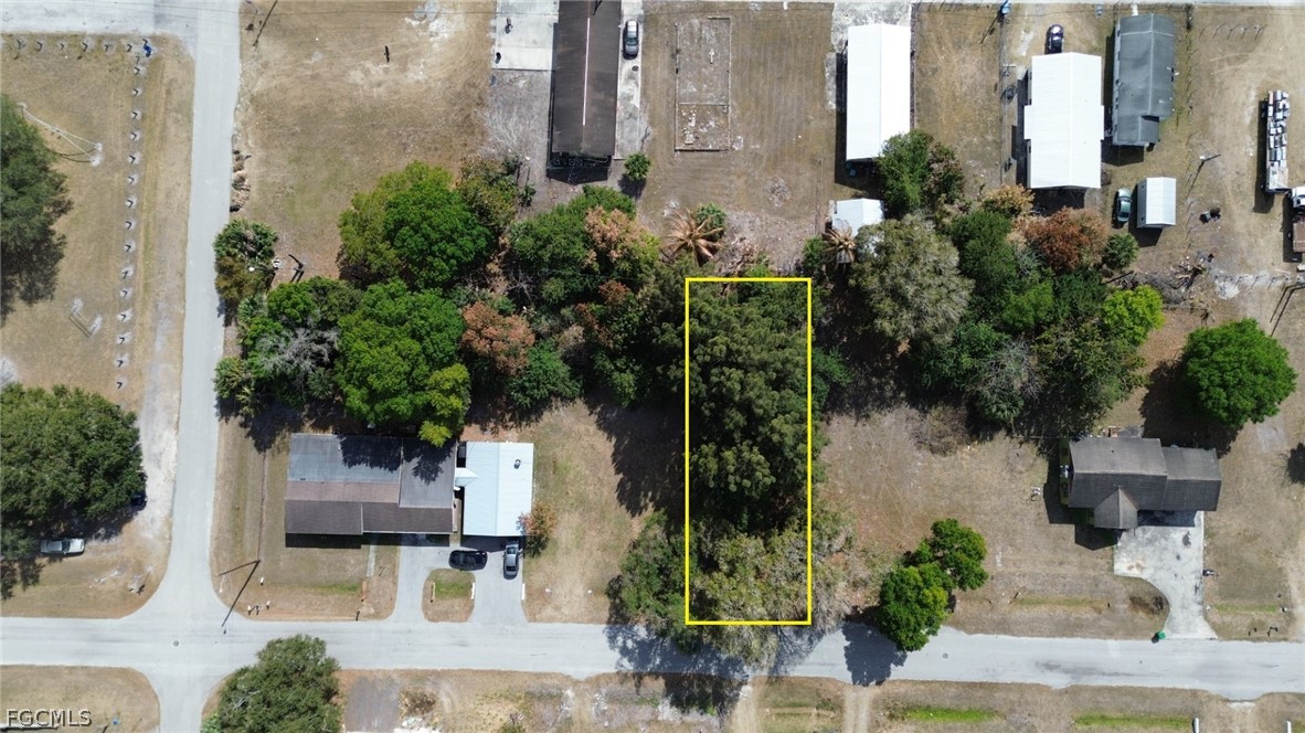 1146 Della Tobias Avenue