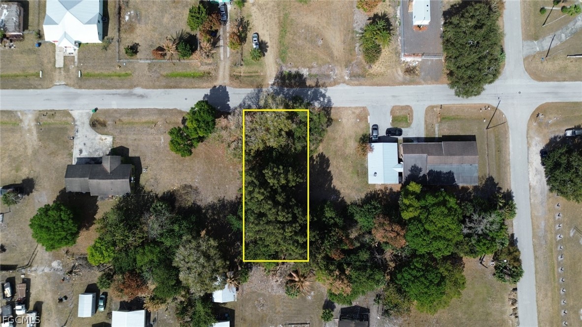 1146 Della Tobias Avenue