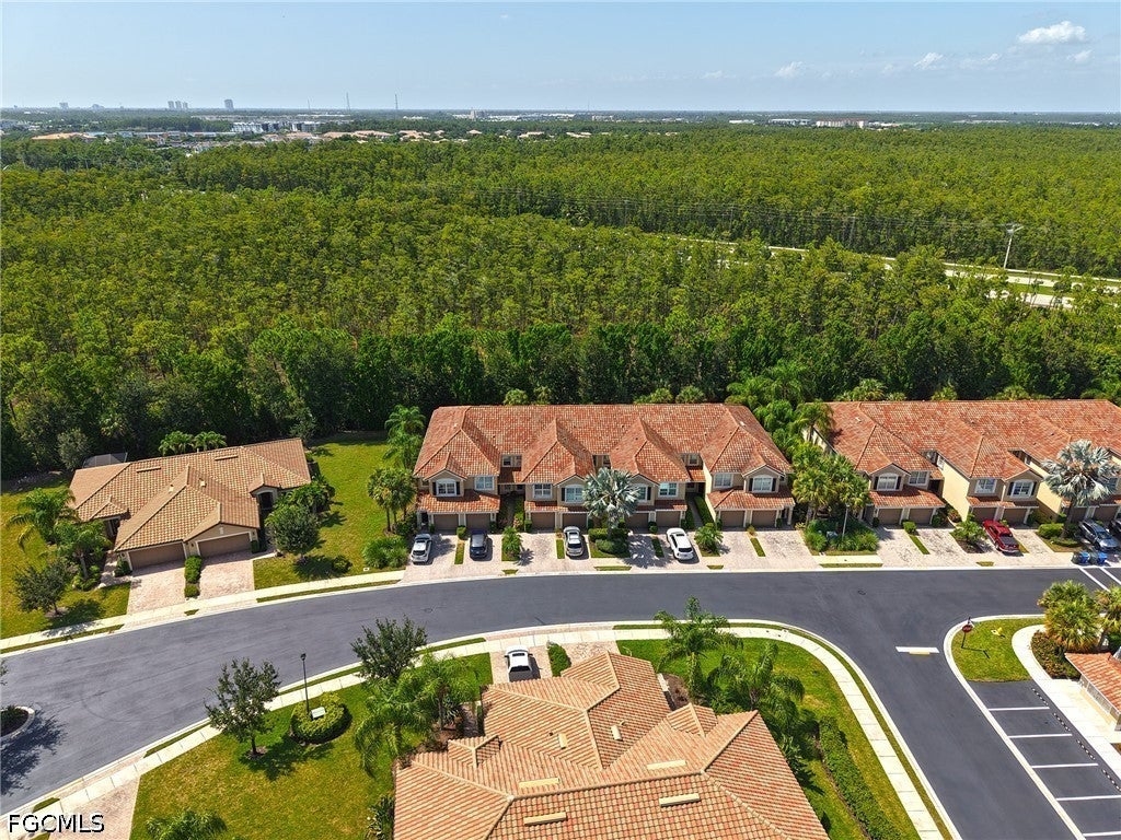 9060 Triangle Palm Lane 1206