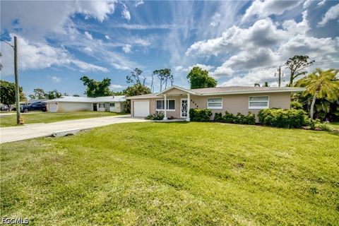 Tiny photo for 8524 Dartmouth Street, Fort Myers, FL 33907 (MLS # 2026021758)