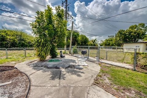 Tiny photo for 8524 Dartmouth Street, Fort Myers, FL 33907 (MLS # 2026021758)