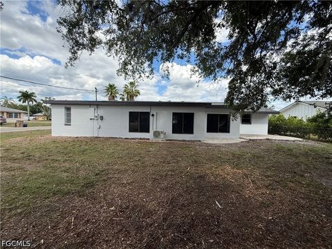 Tiny photo for 2201 Parkview Drive, Fort Myers, FL 33905 (MLS # 2026019003)