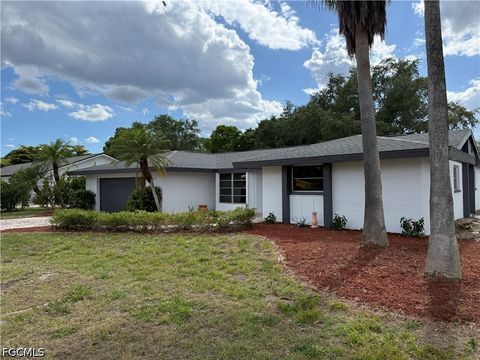 Tiny photo for 2201 Parkview Drive, Fort Myers, FL 33905 (MLS # 2026019003)
