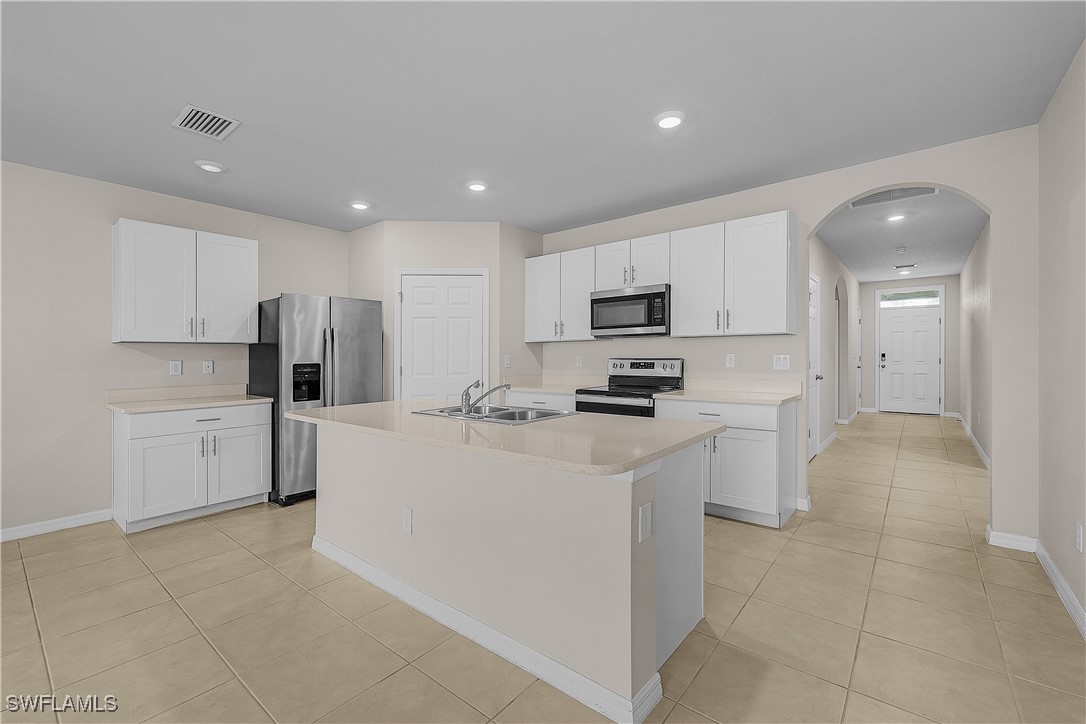 616 Posadas Circle