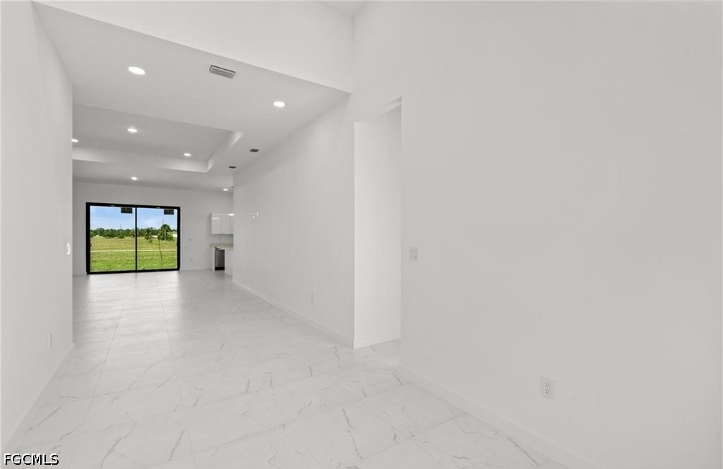 4105 NW 38th Terrace