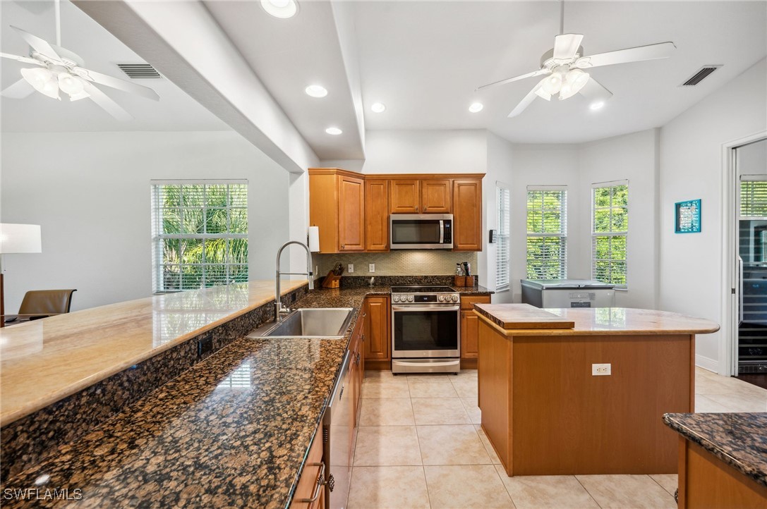 7859 Hawthorne Terrace 1504