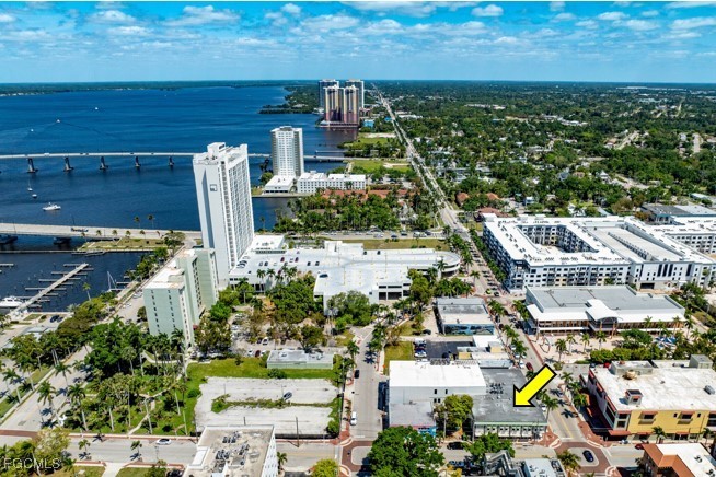 2401 First Street 300