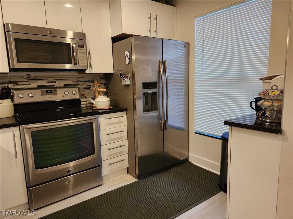 1901 Courtyard Way C105