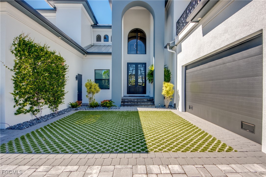 1436 Viking Court