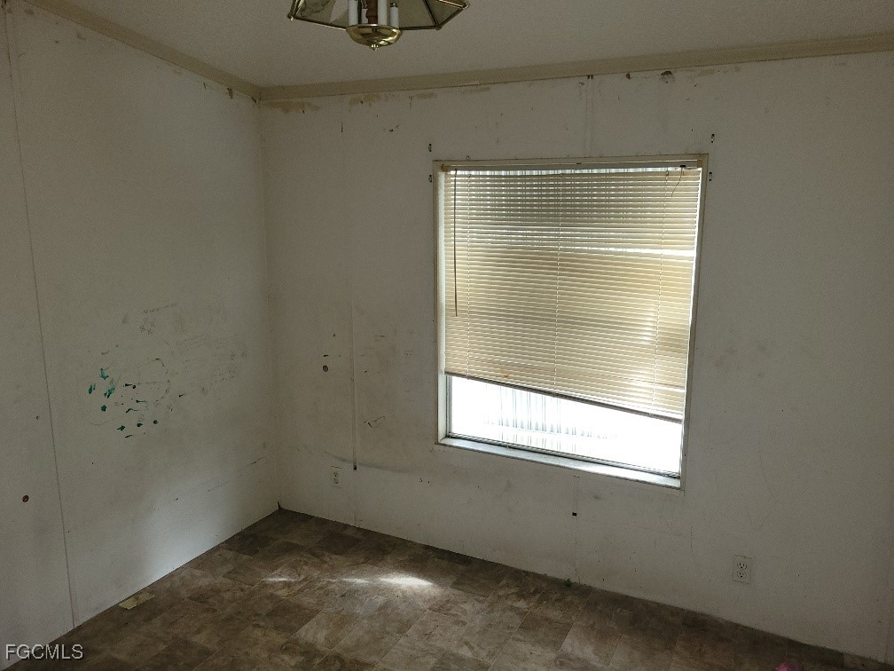 12040 Live Oak Drive