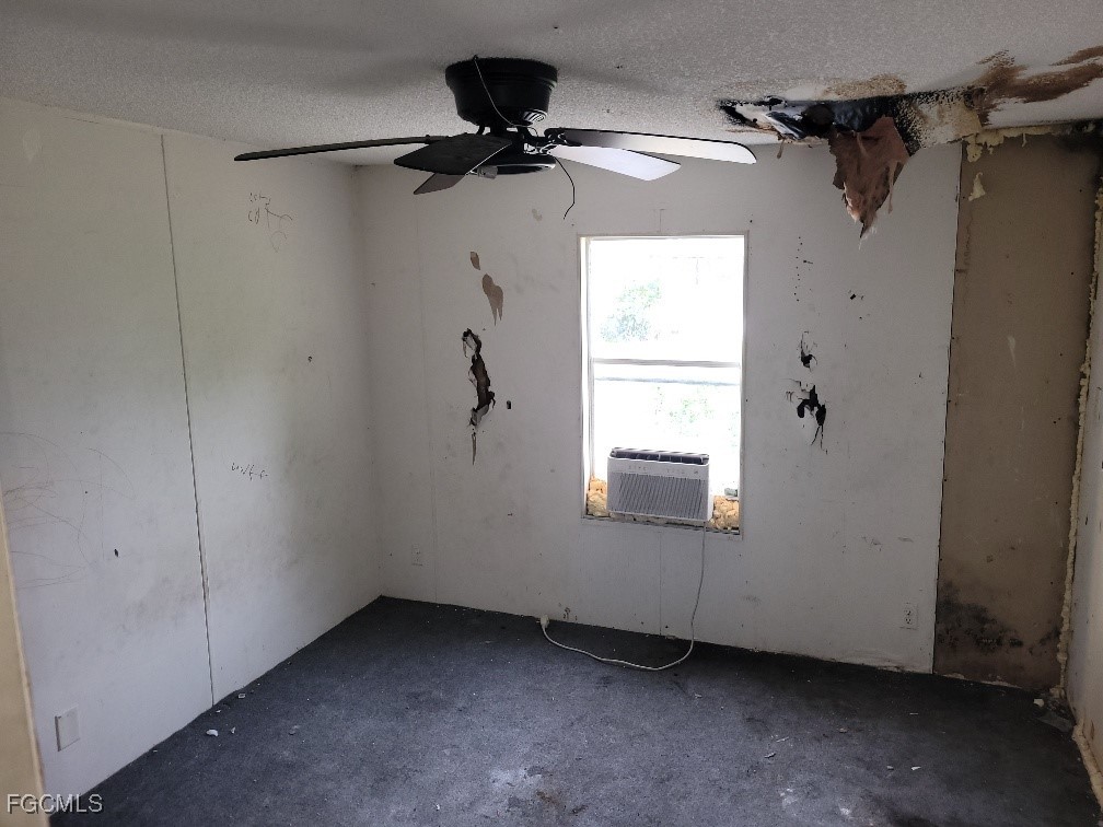 12040 Live Oak Drive