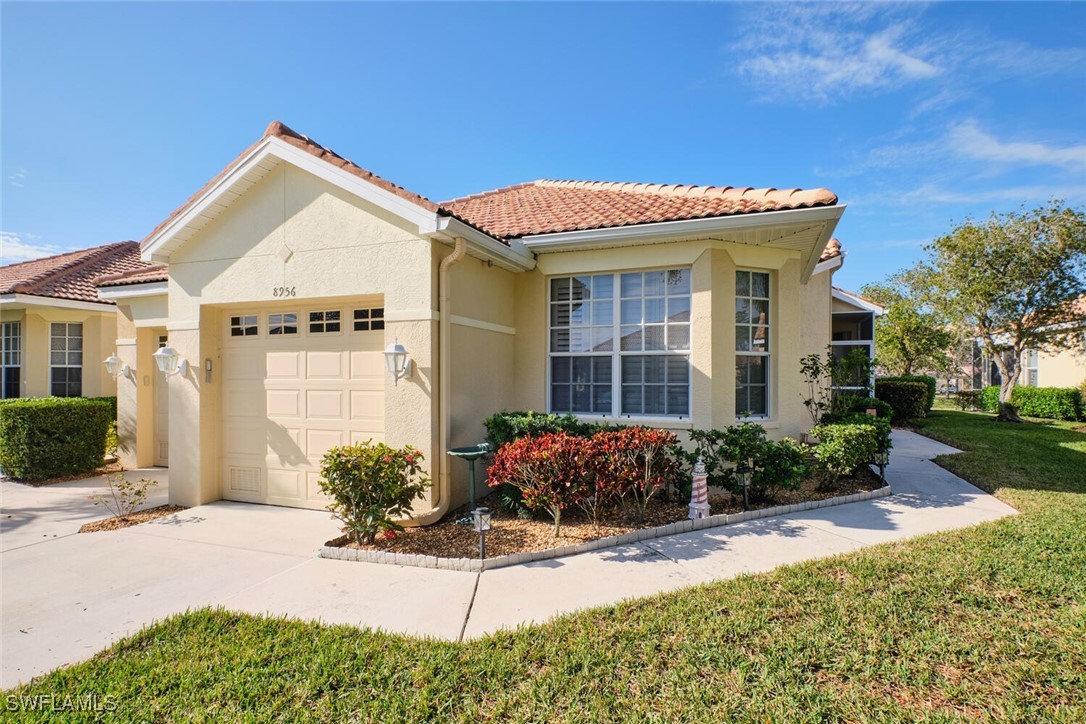 8956 Bristol Bend