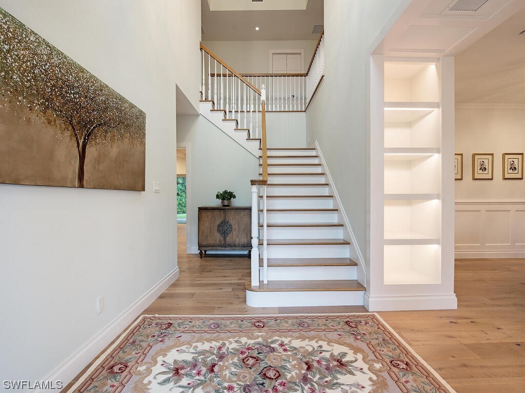 6550 Ridgewood Drive