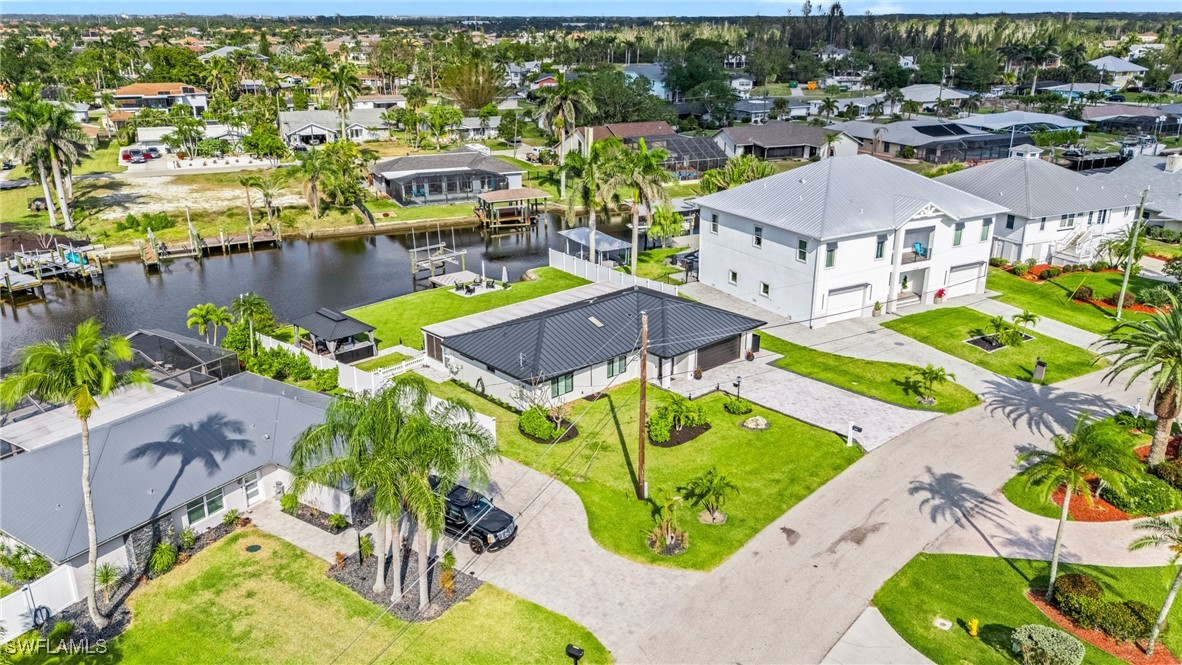 6212 Cocos Drive