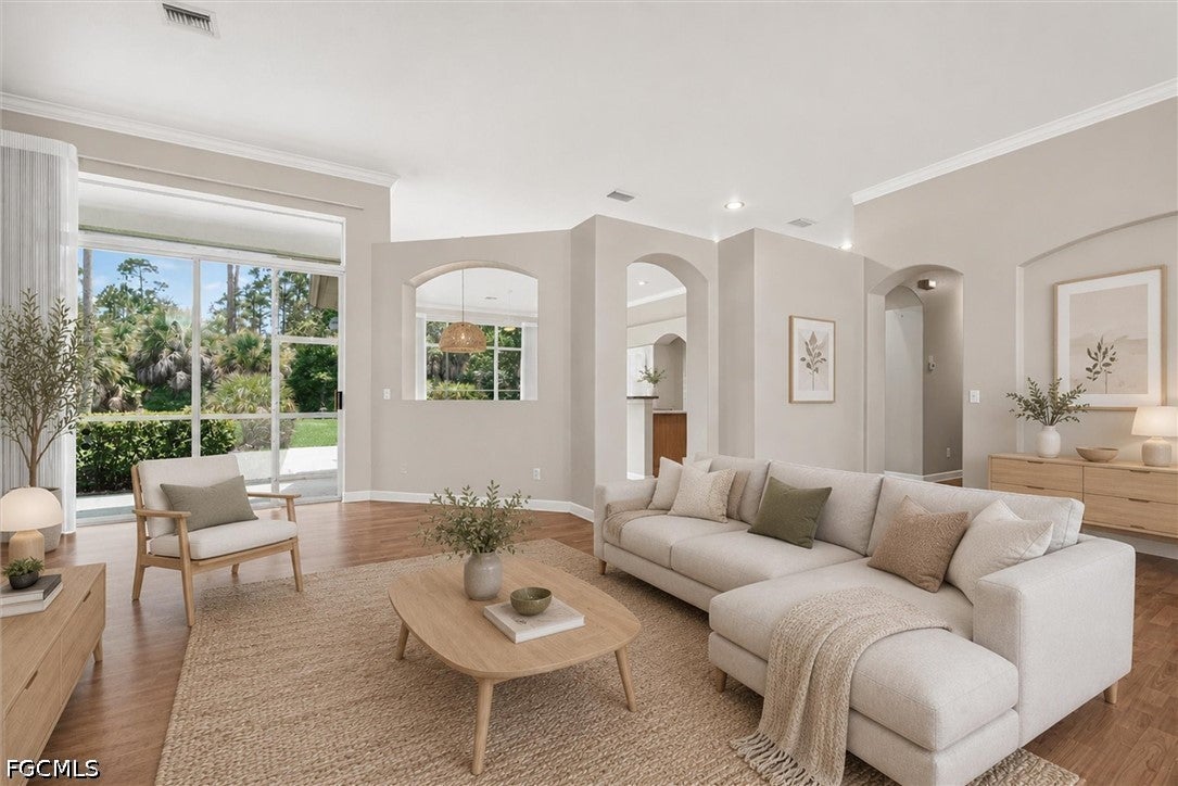 13716 Magnolia Lake Court
