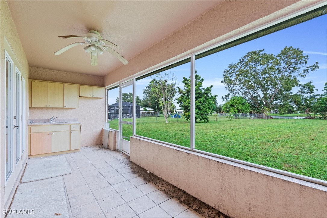 907 sawgrass Street