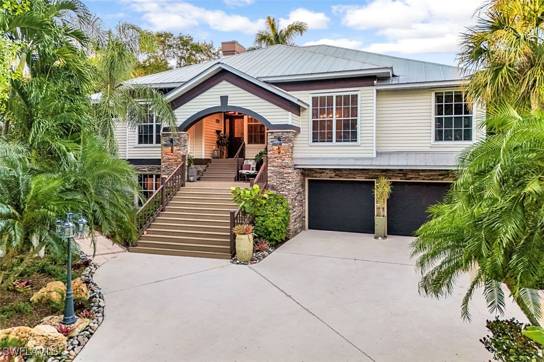 7130 Hendry Creek Drive