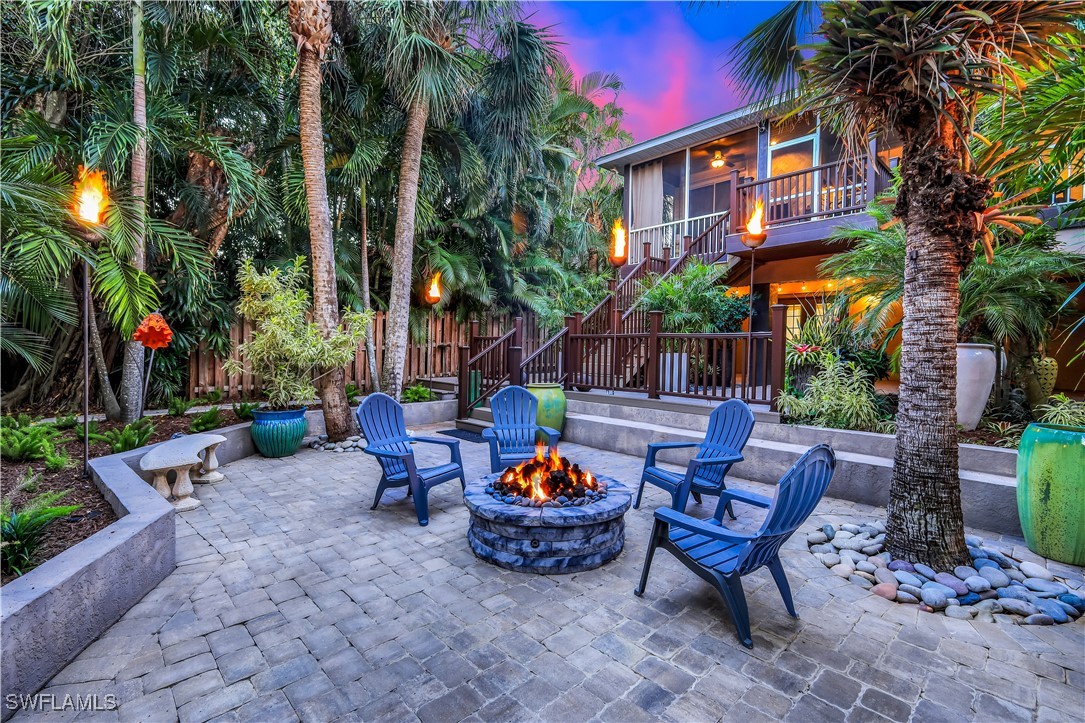 7130 Hendry Creek Drive