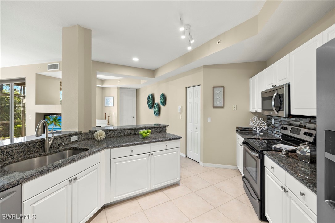 24360 Sandpiper Isle Way 101