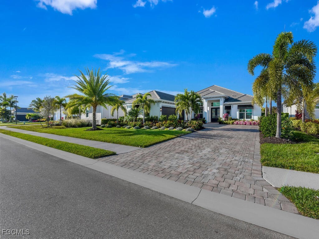 18942 Wildblue Boulevard