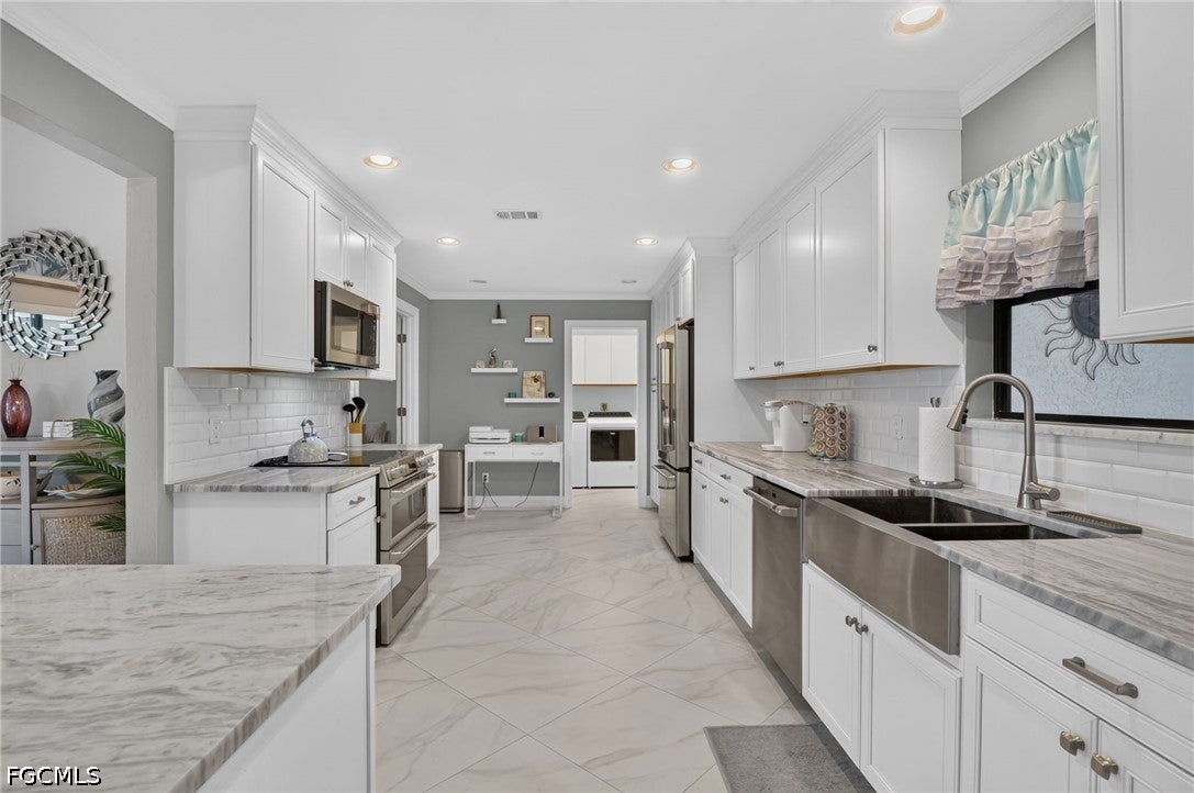 12701 Kelly Palm Drive