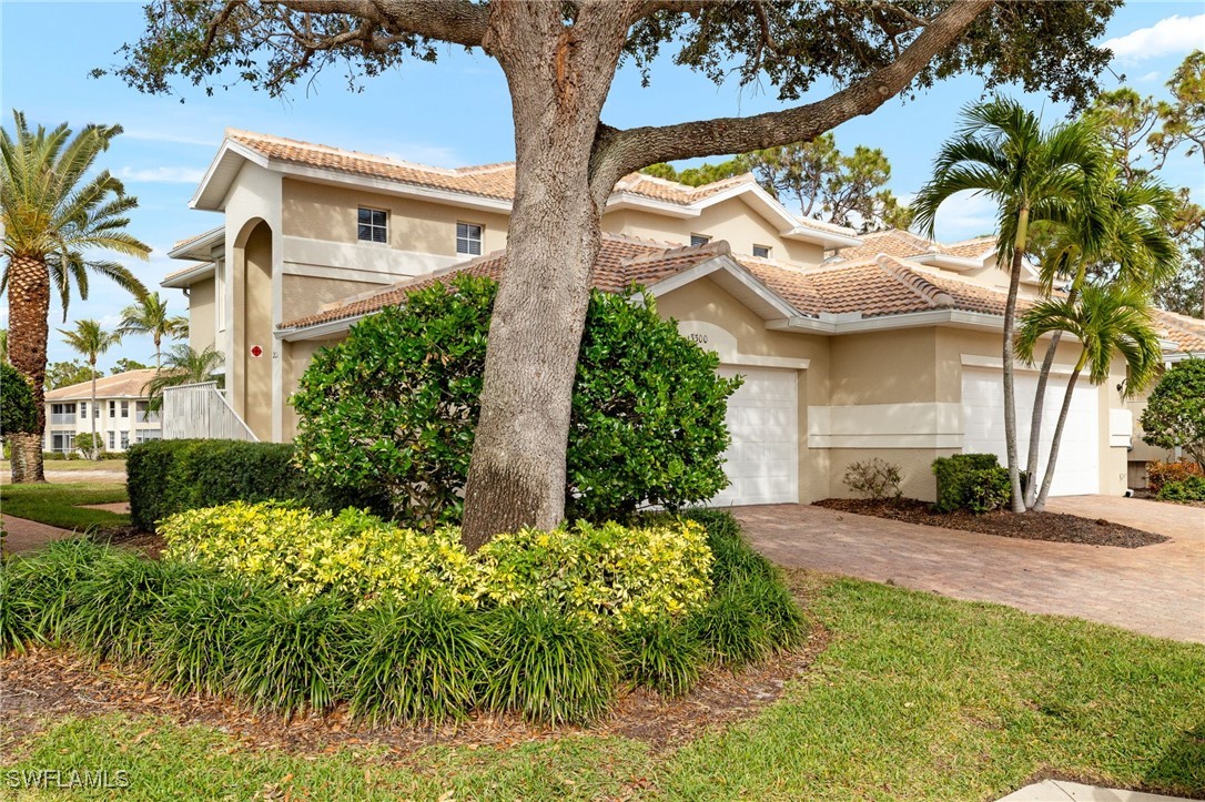 3300 Coconut Island Drive 201