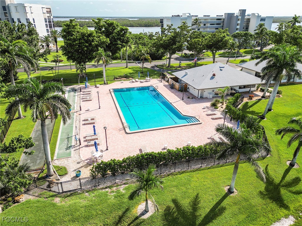 4253 Bay Beach Lane C3