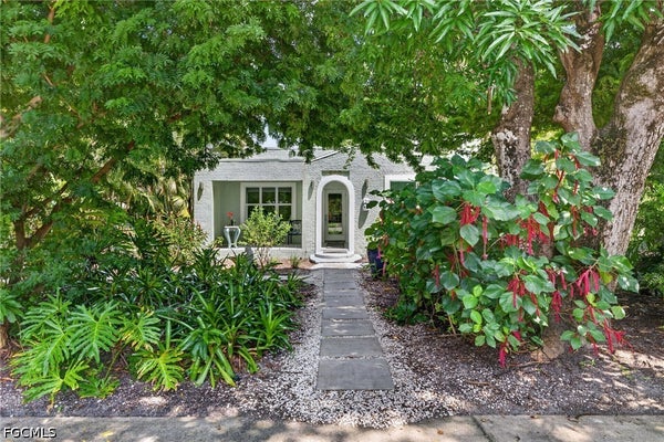 817 JULIA ST, FORT MYERS, FL 33916 - Image 433ae9e3fff54a4d62b8d5d2d93f697f/2964109512
