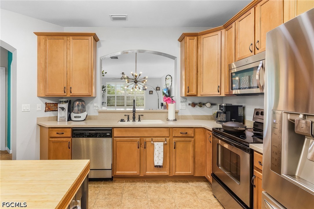 2427 Laurentina Lane
