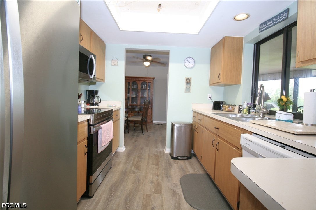 4507 SE 9th Place