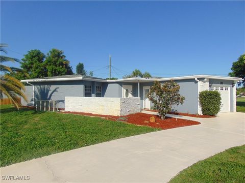 100 Waterview Avenue Lehigh Acres FL 33936