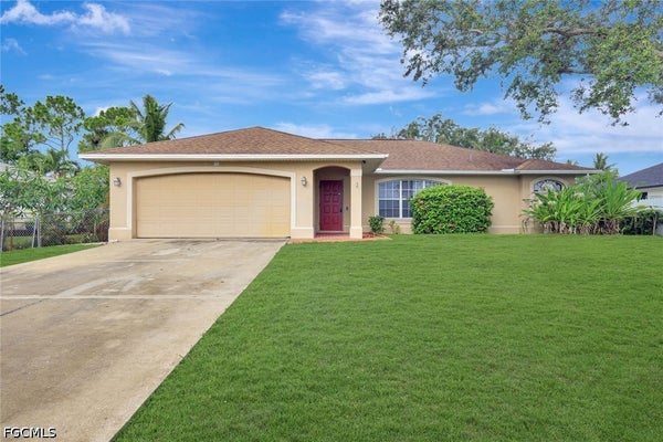 18554 OLIVE RD, FORT MYERS, FL 33967 - Image 442db148cff36fdb60f98b930bb746c8/3937082864