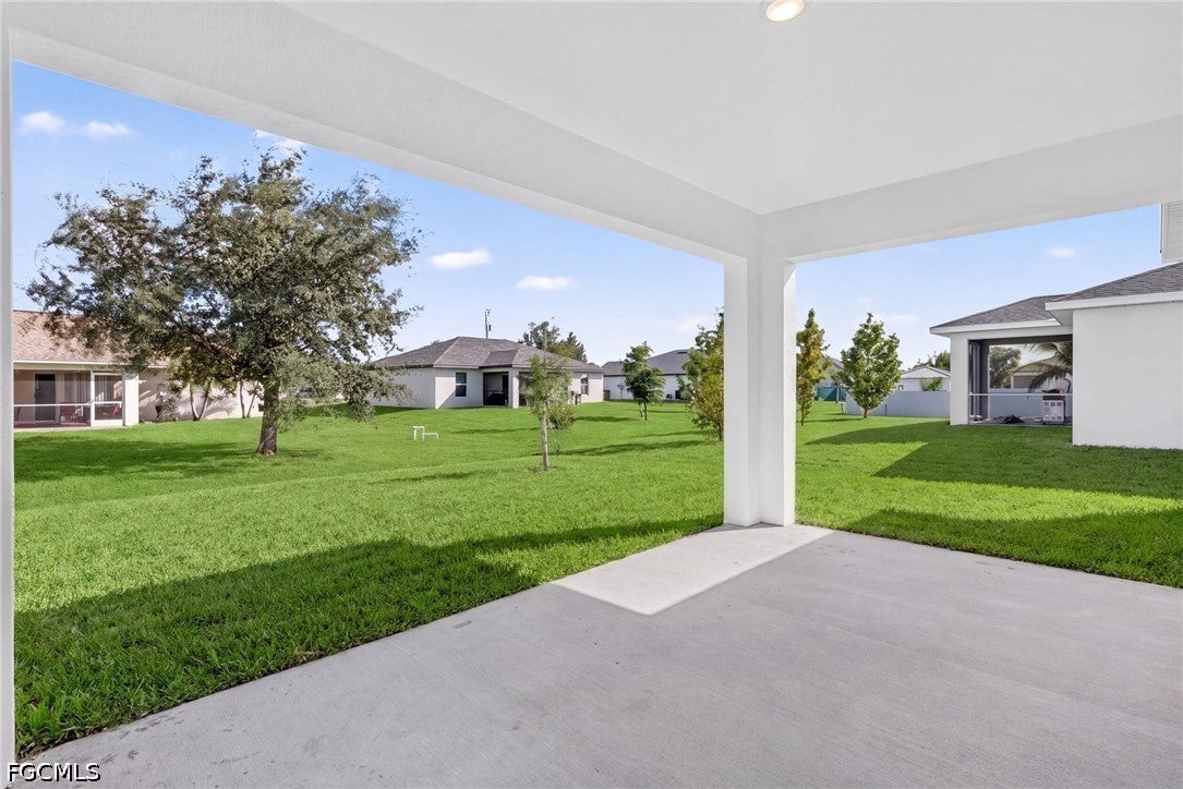 2703 NW 4th Avenue