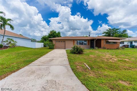 Tiny photo for 235 SE 45th Street, Cape Coral, FL 33904 (MLS # 2026028634)