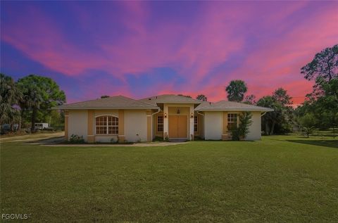 1290 21st Street SW Naples FL 34117