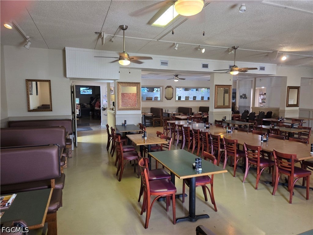1303 Del Prado Boulevard S