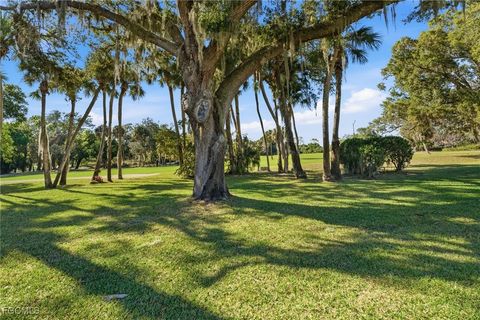 Tiny photo for 4 E Greens Circle, Lehigh Acres, FL 33936 (MLS # 2026005641)