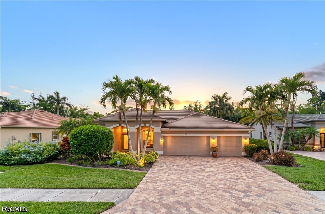 8026 Tiger Palm Way