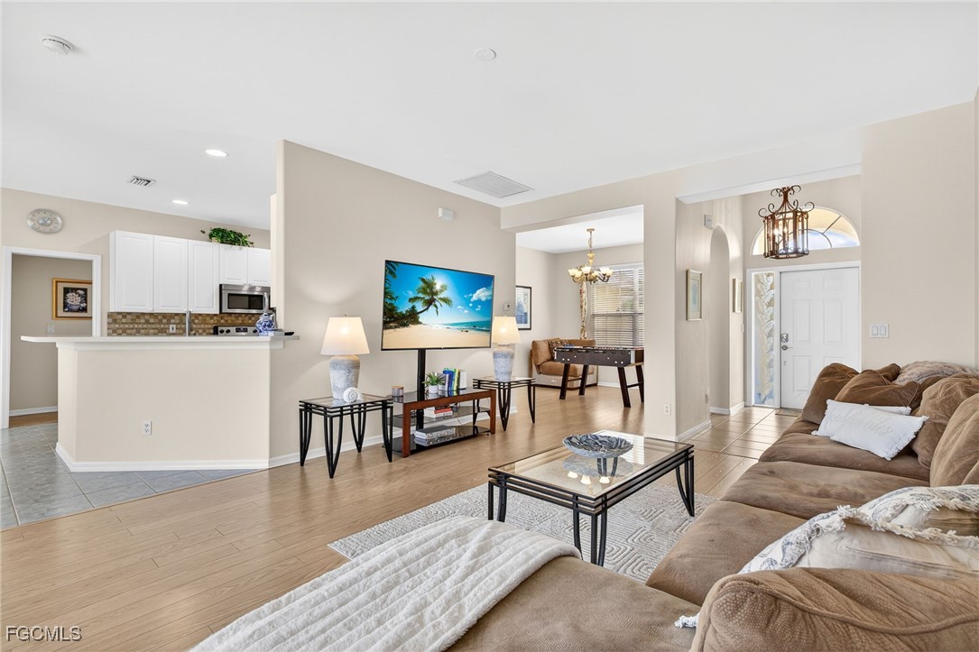 8912 Wellington Lakes Court