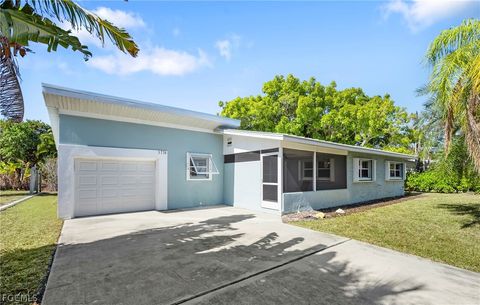 5736 Riverside Drive Cape Coral FL 33904