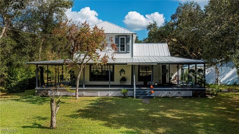 105 S Oak Street Labelle FL 33935