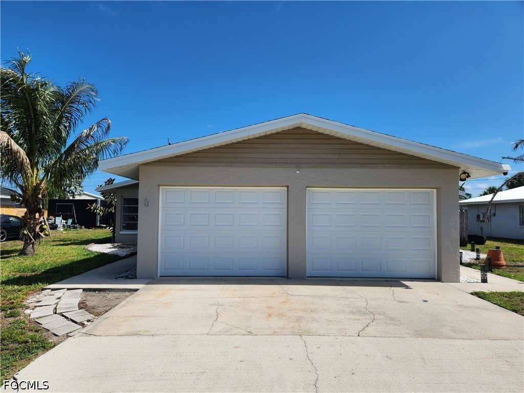 11370 & 11368 Summerwinds Court 70