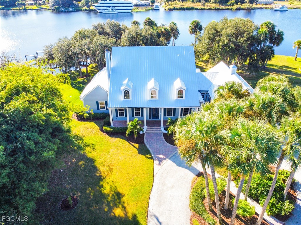 16470 Oakview Circle