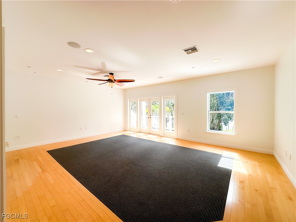 Alva, Florida, 33920, United States, 5 Bedrooms Bedrooms, ,5 BathroomsBathrooms,Residential,Active,1988720
