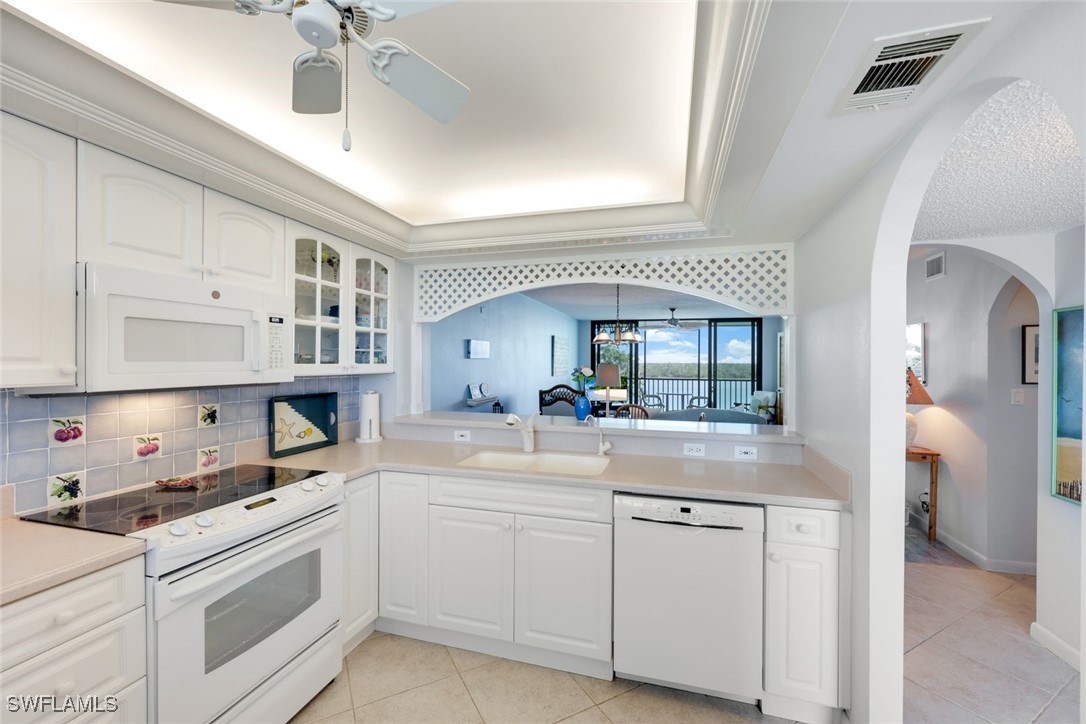 4203 Bay Beach Lane 3F